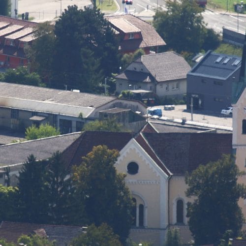 Iz te cerkve bodo do 20. decembra prenašali nedeljske maše po televiziji in radiu