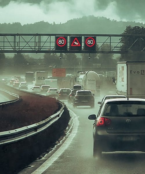 Nocoj popolna zapora dolenjske avtoceste v obe smeri, obvoz bo urejen